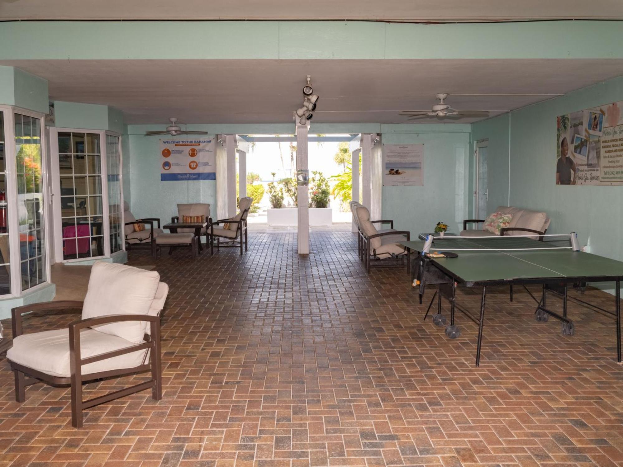 Paradise Island Beach Club Ocean View Villas Creek Village ภายนอก รูปภาพ